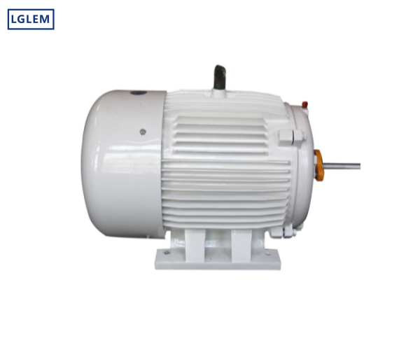 What is the difference between NEMA motor and IEC motor